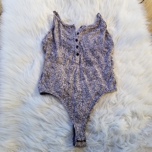Amuse Society Wild And Free Animal Print Bodysut XS - Picture 2 of 11